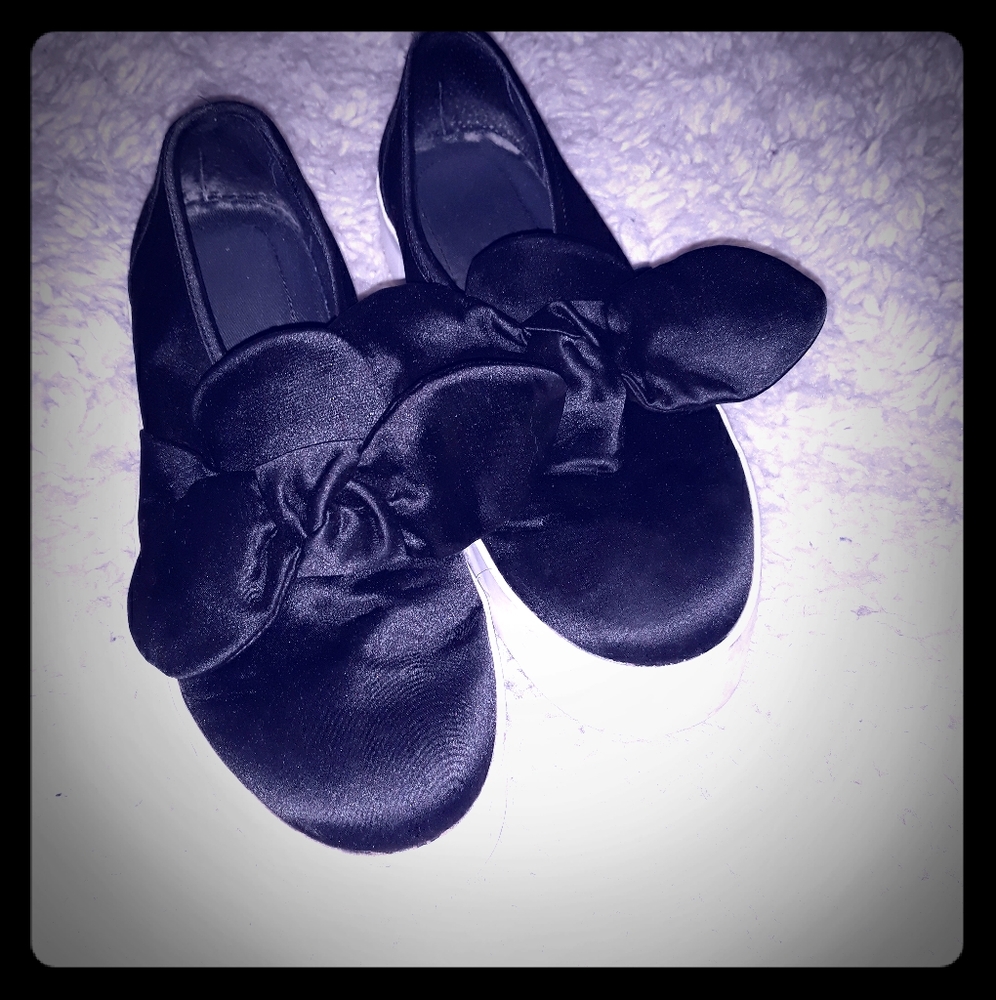 Satin bowed slip on shoes